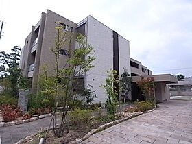 シャーメゾンガーデンズ芦屋平田町 105 ｜ 兵庫県芦屋市平田町（賃貸マンション2LDK・1階・81.30㎡） その1