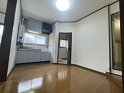 居間