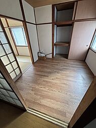 居間
