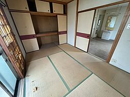 居間