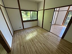 居間
