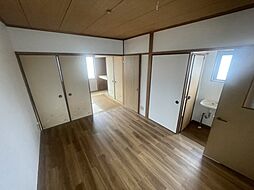 居間