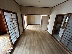 居間
