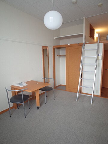 リビング/ダイニング