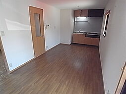 ハイツ・ツゥ・サティ 101 1階1LDKのリビング/ダイニング