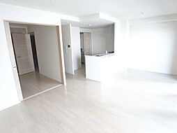 ワコーレシティ神戸三宮 1814 18階3LDKのリビング/ダイニング