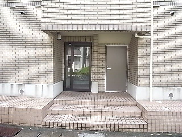 7 / 9
