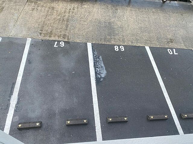 4 / 4
