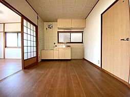 居間