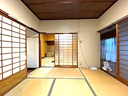 居間