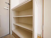 ※内観写真は101号を引用しており、内装が異なる場合がございます。