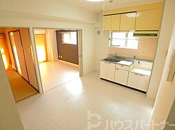 京成松戸線 みのり台駅 徒歩7分の賃貸マンション 3階3DKのリビング/ダイニング