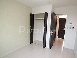 シャーマ北綾瀬 1階1Kのリビング/ダイニング