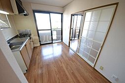 ファーストコート 101 1階2Kのリビング/ダイニング