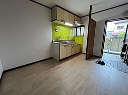 居間
