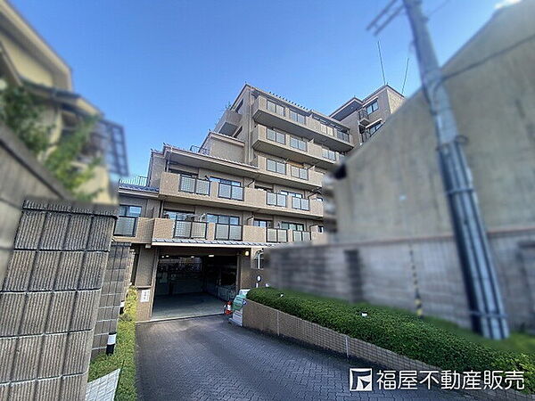 エントランスを拡大表示