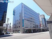 三井住友信託銀行新潟支店 402m