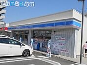 ローソンJPローソン万代シテイ郵便局店 358m