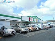 カトウ食材下所店 242m