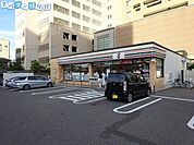 セブンイレブン新潟寄居町店 666m