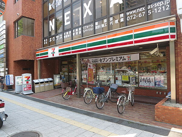 画像17:セブンイレブン 高槻城北町1丁目店（418m）