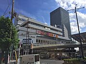 西武 高槻店（448m）