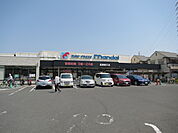 万代 高槻春日店（652m）