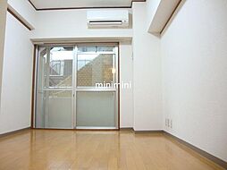 東京メトロ丸ノ内線 中野坂上駅 徒歩6分の賃貸マンション 1階ワンルームのリビング/ダイニング