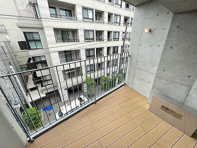 バルコニー