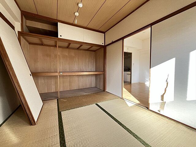 寝室