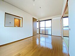 ソシア・エム 2階2Kのリビング/ダイニング