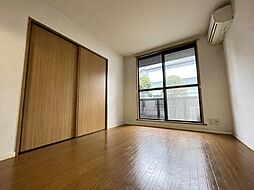 グランディオス 102 1階2DKのリビング/ダイニング