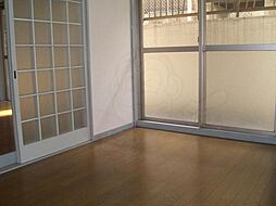 スクエアコート 2階2LDKのリビング/ダイニング