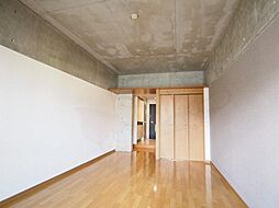 ラ・ヴィル・フルール 1階1Kのリビング/ダイニング