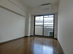 リバース桐山 1階1Kのリビング/ダイニング