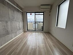 阪急京都本線 東向日駅 徒歩5分の賃貸マンション 4階ワンルームのリビング/ダイニング