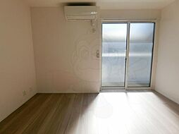 エルピーダ桂 1階1LDKのリビング/ダイニング