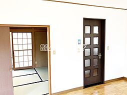 居間