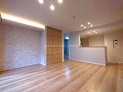 シャーメゾンポポ 1階2LDKのリビング/ダイニング