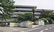 吹田市立山田東中学校（424m）