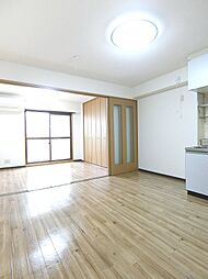 JR東海道・山陽本線 東淀川駅 徒歩1分の賃貸マンション 4階1LDKのリビング/ダイニング