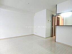 Osaka Metro御堂筋線 東三国駅 徒歩5分の賃貸マンション 5階1LDKのリビング/ダイニング