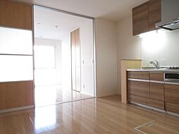 白井ハイツ 202 2階1LDKのリビング/ダイニング