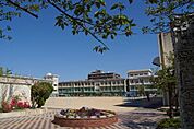 豊中市立豊島小学校（410m）
