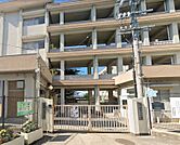 豊中市立克明小学校（401m）