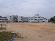 川西小学校