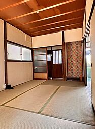 居間