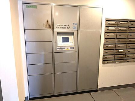 大きな荷物も収納可能な宅配ボックス