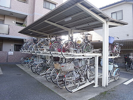 駐輪場無償です