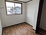 室内：階段脇の4.7帖洋室